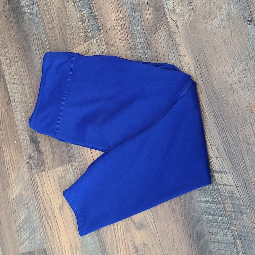 Purple fabletics leggings